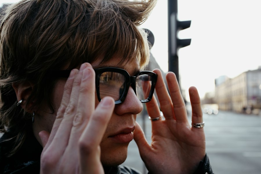 worsening astigmatism causes symptoms progression